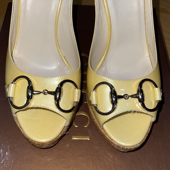 Gucci Sandals in their box. - Picture 6 of 8